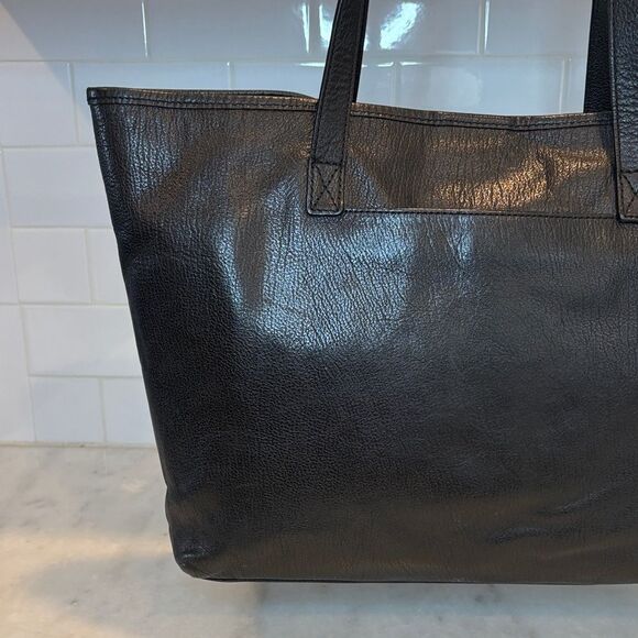 Michael Kors Bag Purse Handbag Leather Medallion Large Tote Pocketbook - Picture 5 of 16